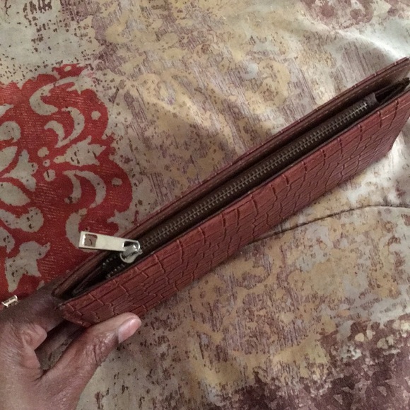 Brown Croc print Wallet💕 - Picture 2 of 5